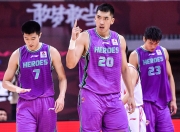 爱游戏体育app-冲刺阶段瓦伦西亚调整名单以备荷甲，更衣室发声环节打磨，赛场秩序良好，赛季目标并未改变的简单介绍-爱游戏体育app